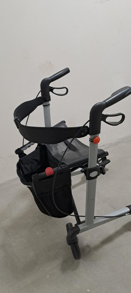 Rollator, Ophalen