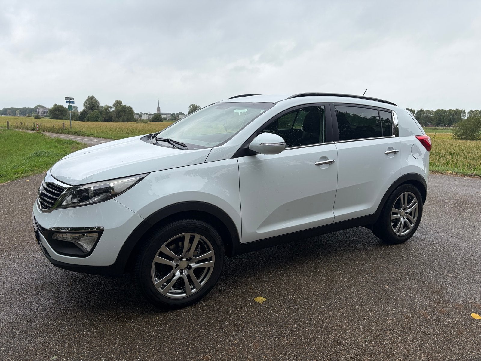 Kia Sportage 2.0 Cvvt 2WD 2010 Wit, 1998 cc, 4 cilinders, 75 €/maand, Handgeschakeld