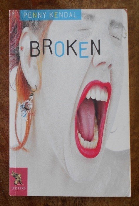 Engels boek: Broken - Penny Kendal, Ophalen of Verzenden, Zo goed als nieuw