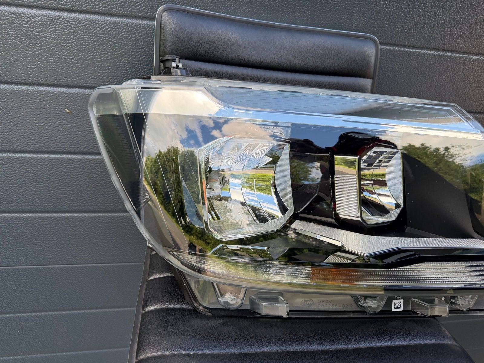 Koplamp Volkswagen Crafter 2023+ (Rechts) NIEUWSTAAT!!, Ophalen of Verzenden, Nieuw, Volkswagen
