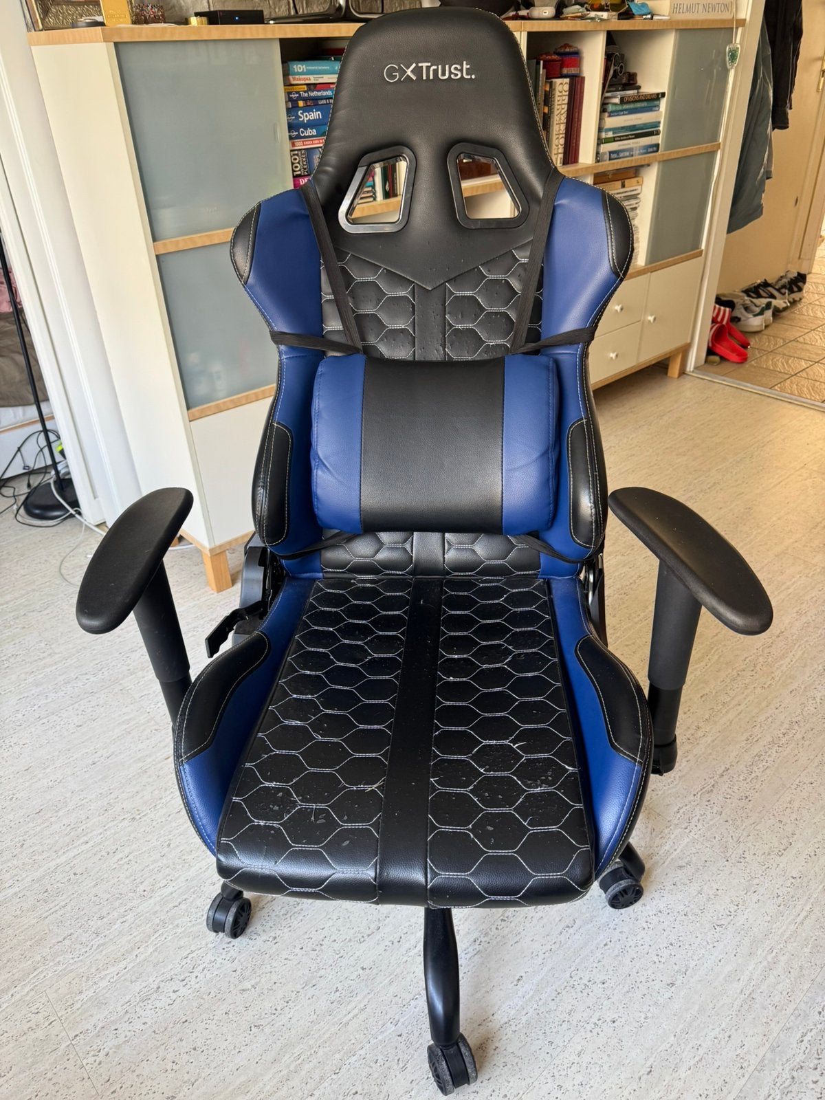 GXTrust gxt 708 Gaming Chair Fast deal, Gebruikt, Zwart, Ophalen of Verzenden, Gaming bureaustoel