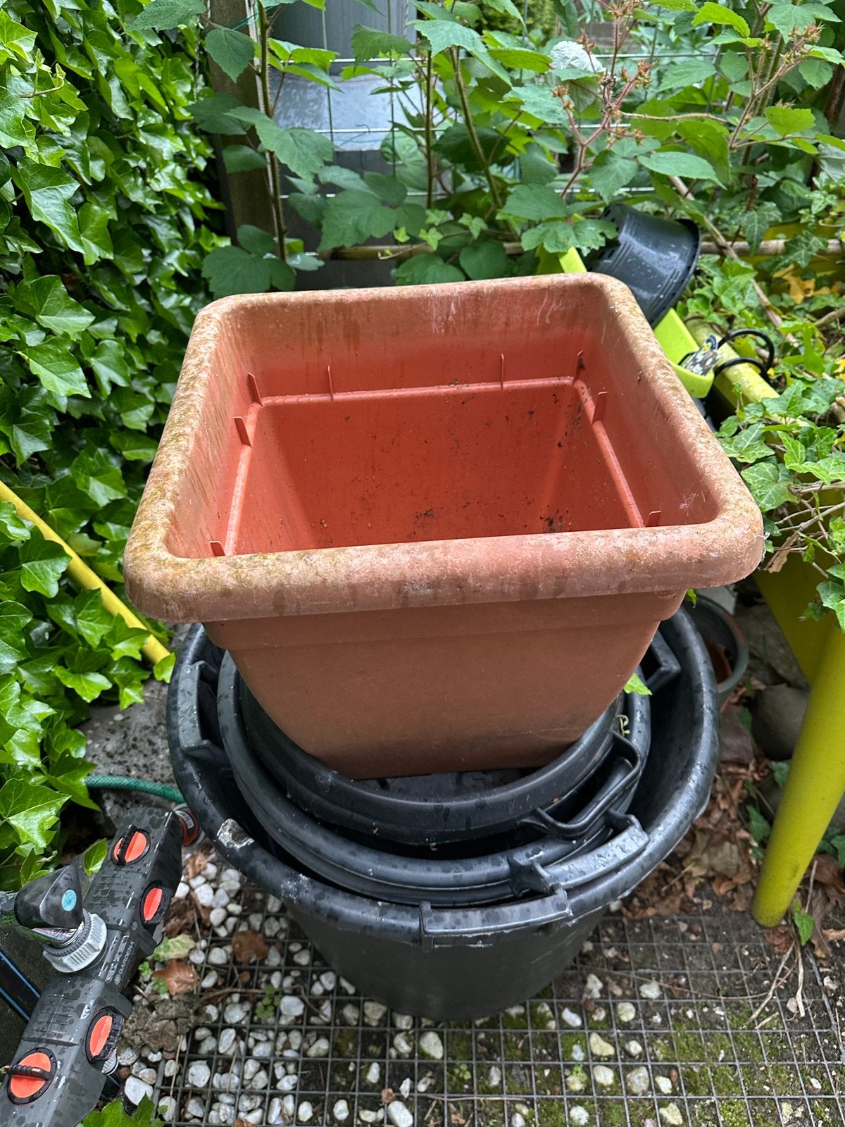 Kunsstof bakken voor planten, Ophalen, Rond, Minder dan 30 cm