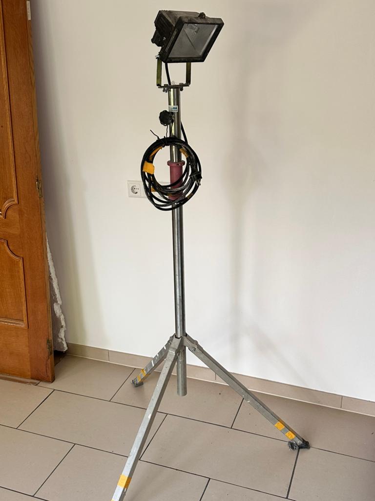 Statief zeer stabiel DELMA / stevig / met lamp, Ophalen of Verzenden, Zo goed als nieuw, 500 watt of meer