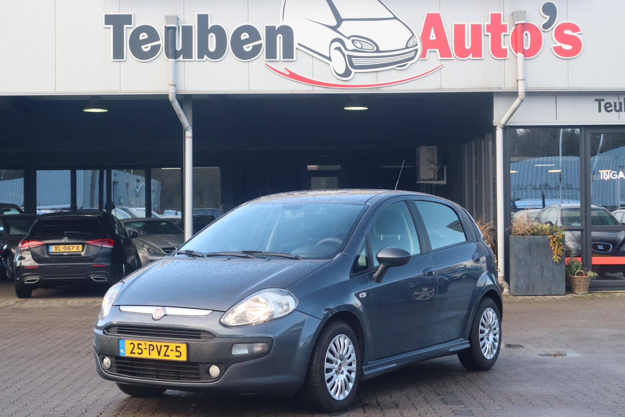 Fiat Punto Evo 1.3 M-Jet Dynamic Airco, Trekhaak, Cruise con, Voorwielaandrijving, Euro 5, Gebruikt, 4 cilinders
