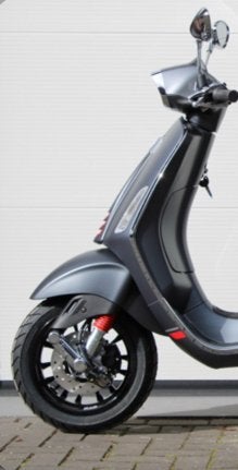 Vespa sprint voorvork +spatbord mat grijs, Fietsen en Brommers, Brommeronderdelen | Scooters, Ophalen, Zo goed als nieuw, Overige typen
