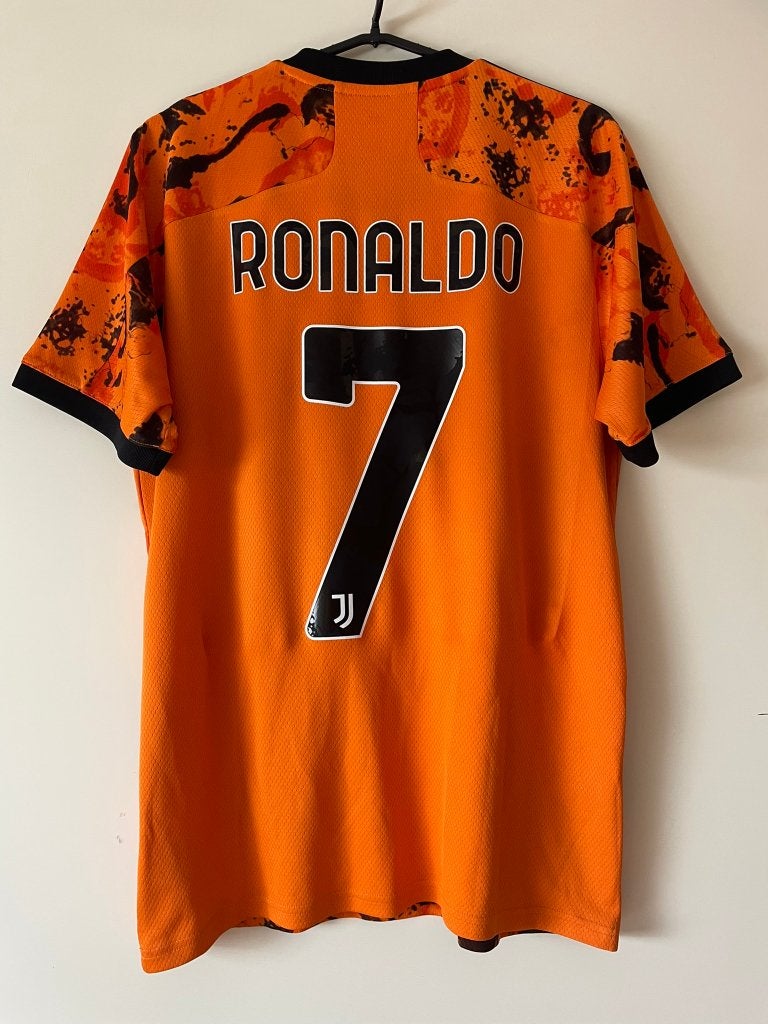 Ronaldo #7 Juventus Adidas Voetbalshirt Maat S 20/21 Third, Oranje, Ophalen of Verzenden, Zo goed als nieuw, Adidas