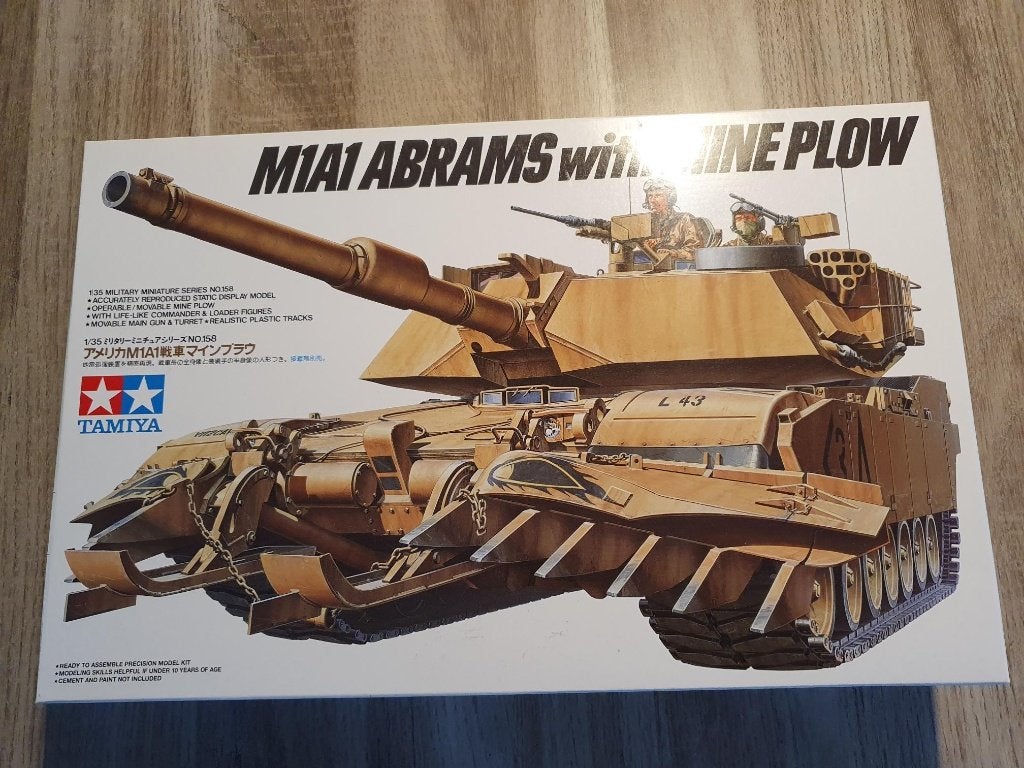U.S. M1A1 Abrams with Mine Plow Tamiya | No. 35158 | 1:35, Hobby en Vrije tijd, Modelbouw | Auto's en Voertuigen, Overige merken