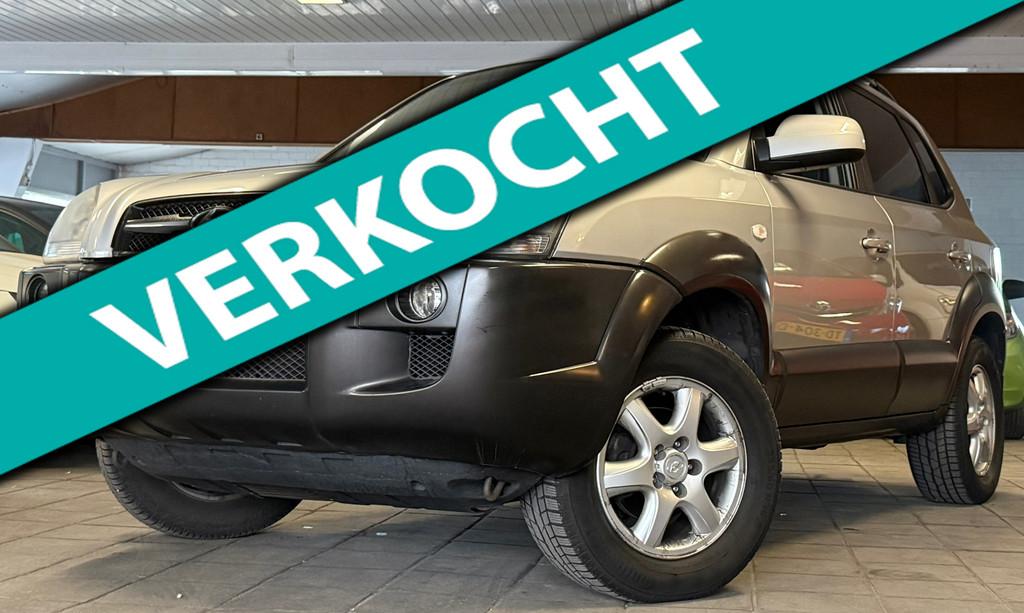 Hyundai Tucson 2.0i Style Supreme|NweAPK|Airco|Trekhaak|Crui, Stof, Gebruikt, 4 cilinders, Automatische klimaatregeling