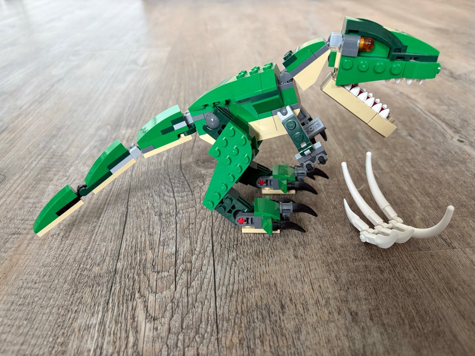 LEGO Creator Machtige Dinosaurussen - 31058 (3-in-1), Ophalen of Verzenden, Zo goed als nieuw