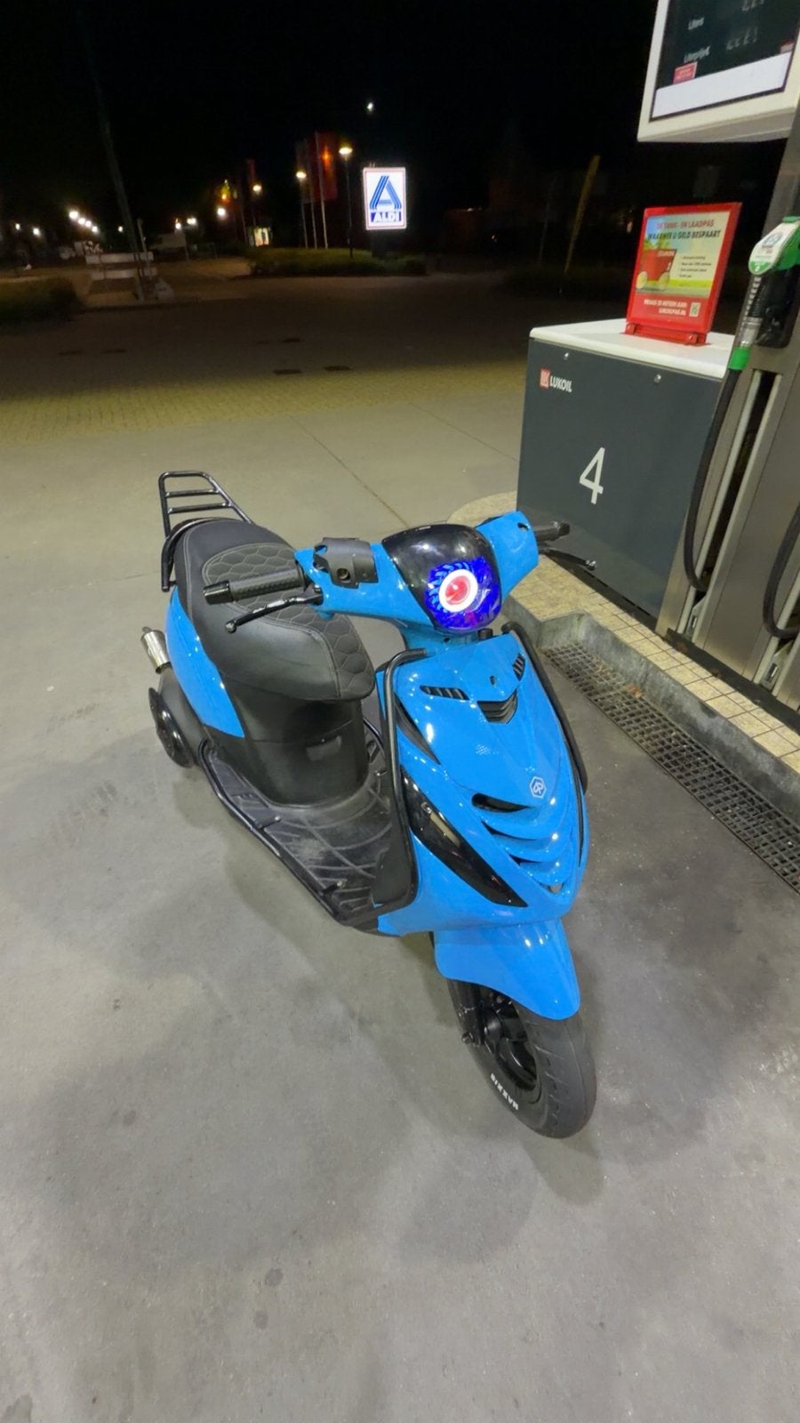 Piaggio zip koplamp, Fietsen en Brommers, Scooters | Piaggio, Ophalen of Verzenden, Zo goed als nieuw, Benzine, Zip
