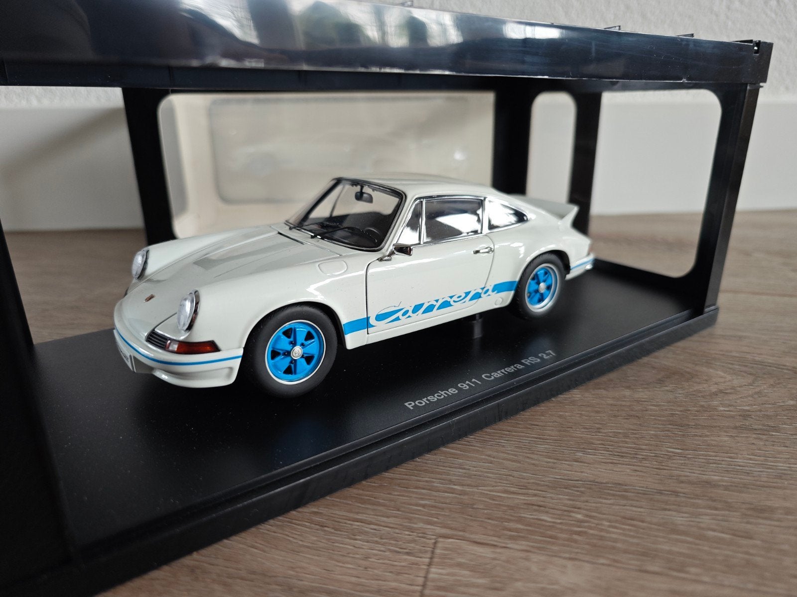 Autoart Porsche 911 Carrera 2.7 1973 white/blue 78052, Ophalen of Verzenden, Zo goed als nieuw, Auto, Autoart