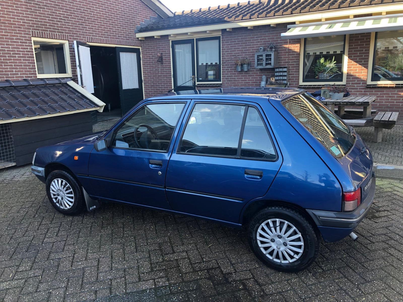 Peugeot 205 1.4 Generation 1998 Blauw 5 deurs, 4 cilinders, Handgeschakeld, Blauw, 425 kg