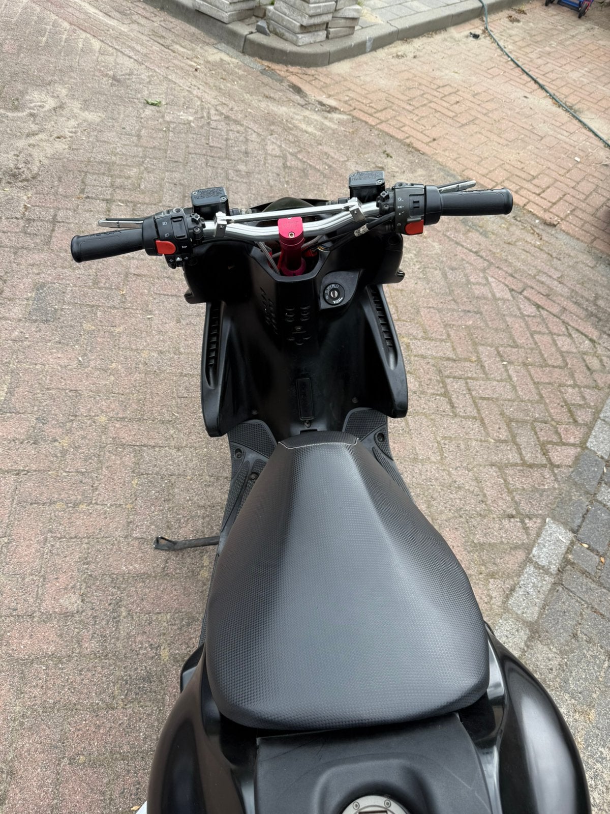 yamaha aerox (motorisch polini), Fietsen en Brommers, Scooters | Yamaha, Ophalen of Verzenden, Zo goed als nieuw, Benzine, Aerox