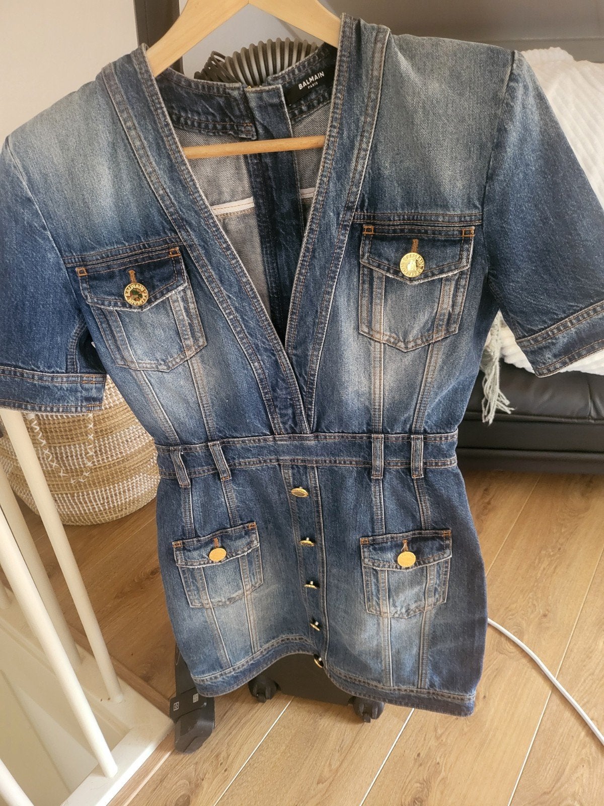 Balmain spijkerjurk met gouden knopen - Maat 40, Kleding | Dames, Maat 38/40 (M), Blauw, Ophalen of Verzenden, Zo goed als nieuw
