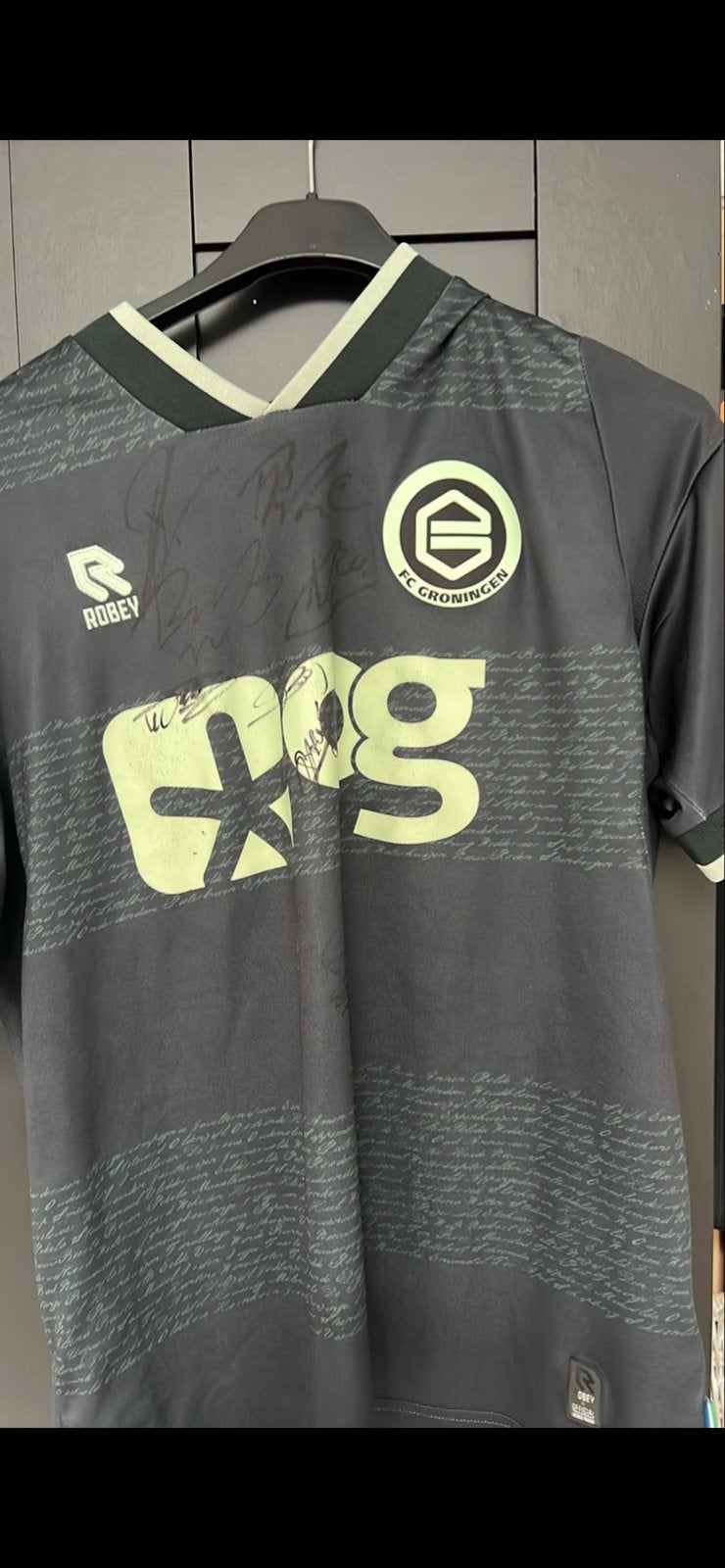 Gesigneerd FC Groningen Robey shirt, Ophalen of Verzenden, Zo goed als nieuw, Shirt
