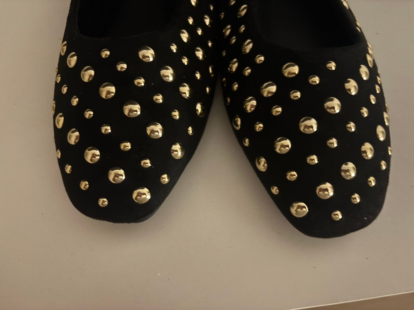 Mooie slippers met stitch erop, maat 38, Kleding | Dames, Schoenen, Ophalen, Zo goed als nieuw
