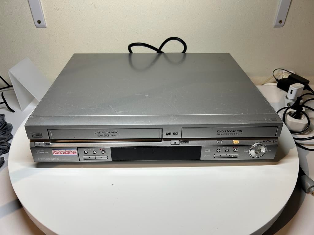 Panasonic DMR-ES30V - vhs naar dvd dubben(kopieren), Ophalen of Verzenden, Gebruikt, VHS-speler of -recorder