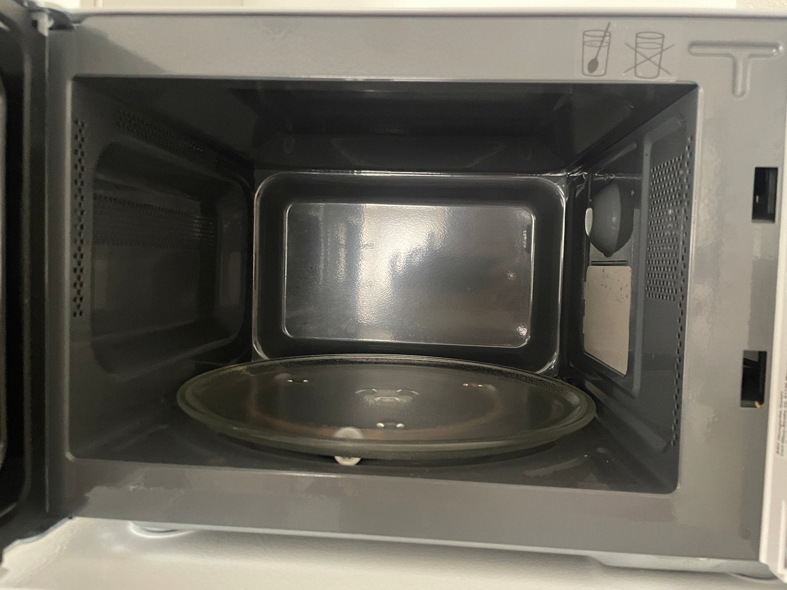 Bosch magnetron FFL020MWO wit - 3 maanden gebruikt, Ophalen, Minder dan 45 cm, Draaiplateau, Vrijstaand