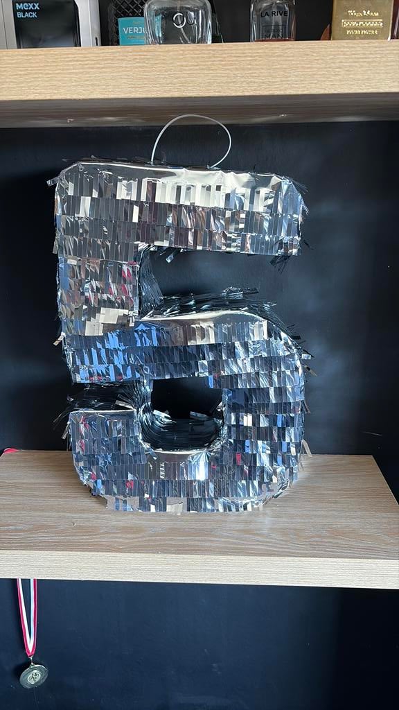 Leuke pinata van 5 jaar, Ophalen of Verzenden, Nieuw, Versiering
