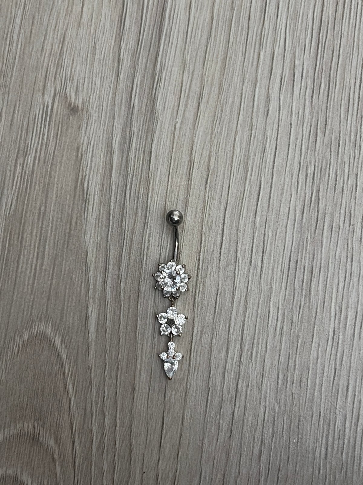 Nieuwe navelpiercing met strass bloem design, Sieraden, Tassen en Uiterlijk, Piercings, Ophalen, Navelpiercing, Staal, Nieuw