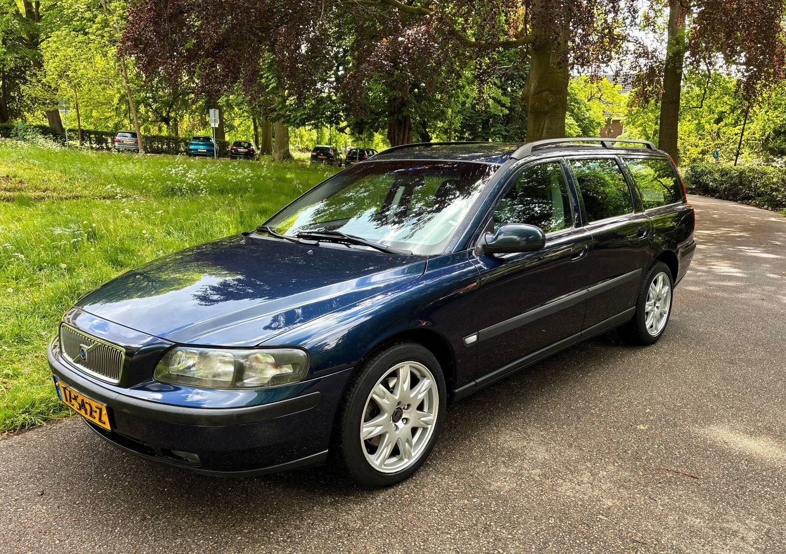 Volvo V70 2.0i 5-cilinder benzine Youngtimer, Stationwagon, Particulier, 1600 kg, 93 €/maand