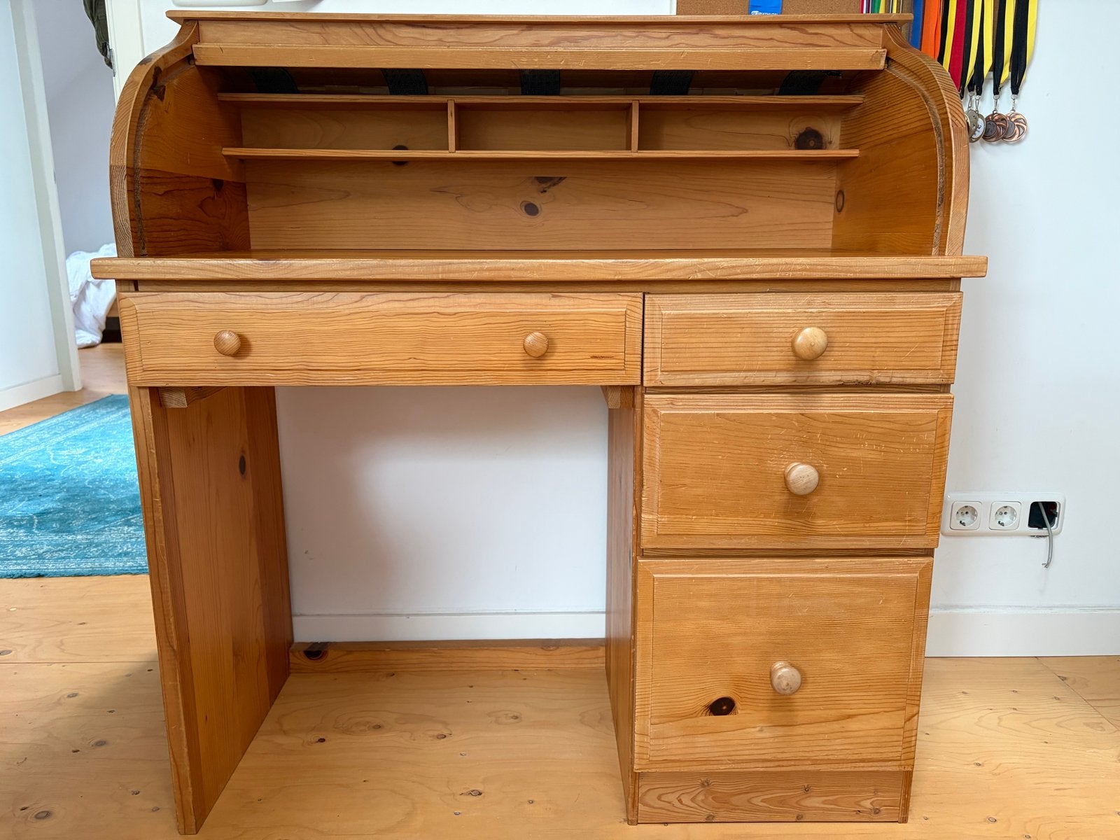 Houten bureau met rolluik, Ophalen, Gebruikt, Secretaire, Hout