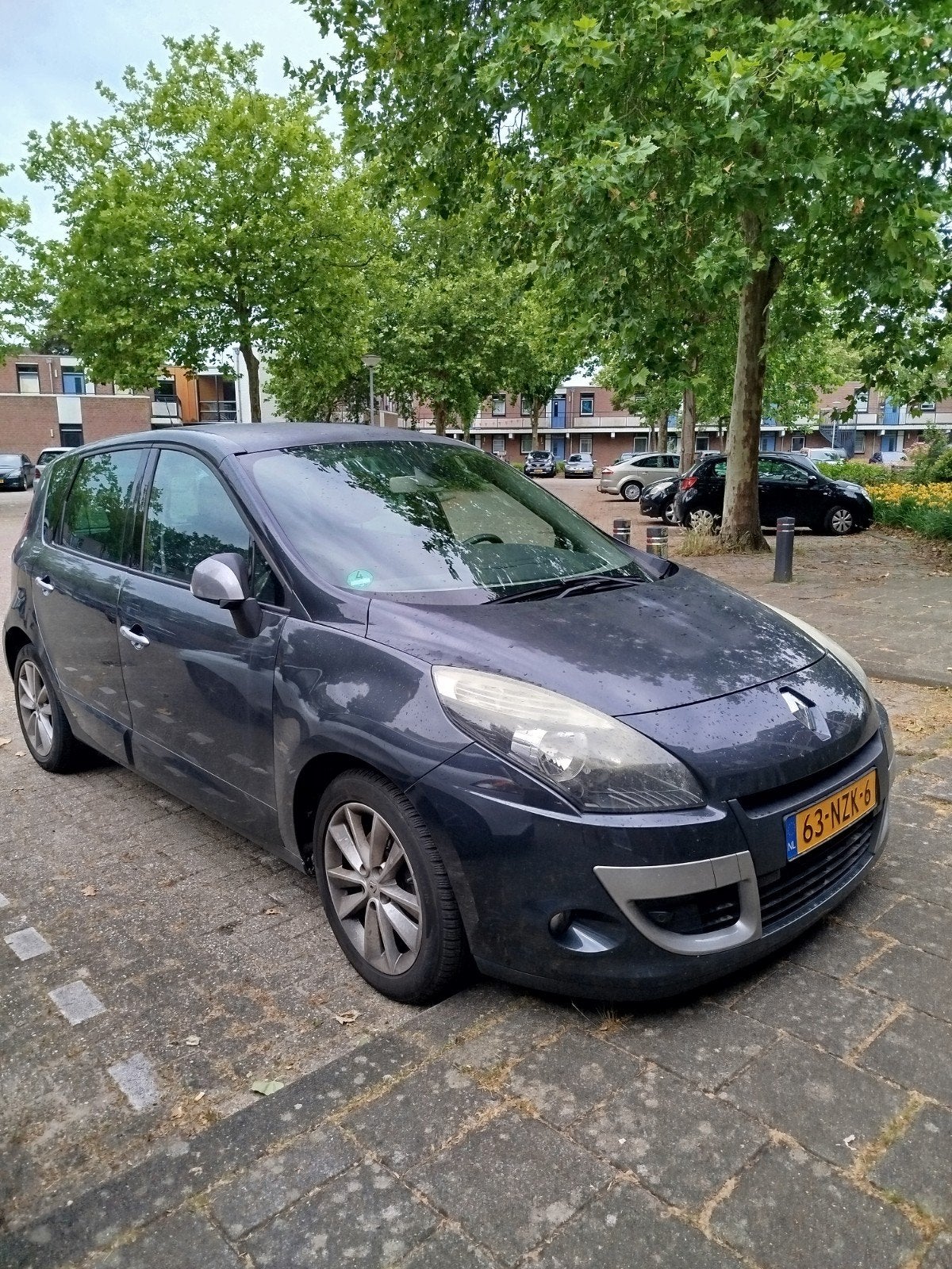 Renault Scénic 1.4 TCE 96KW 2011 Grijs, Voorwielaandrijving, 1295 kg, 4 cilinders, 75 €/maand