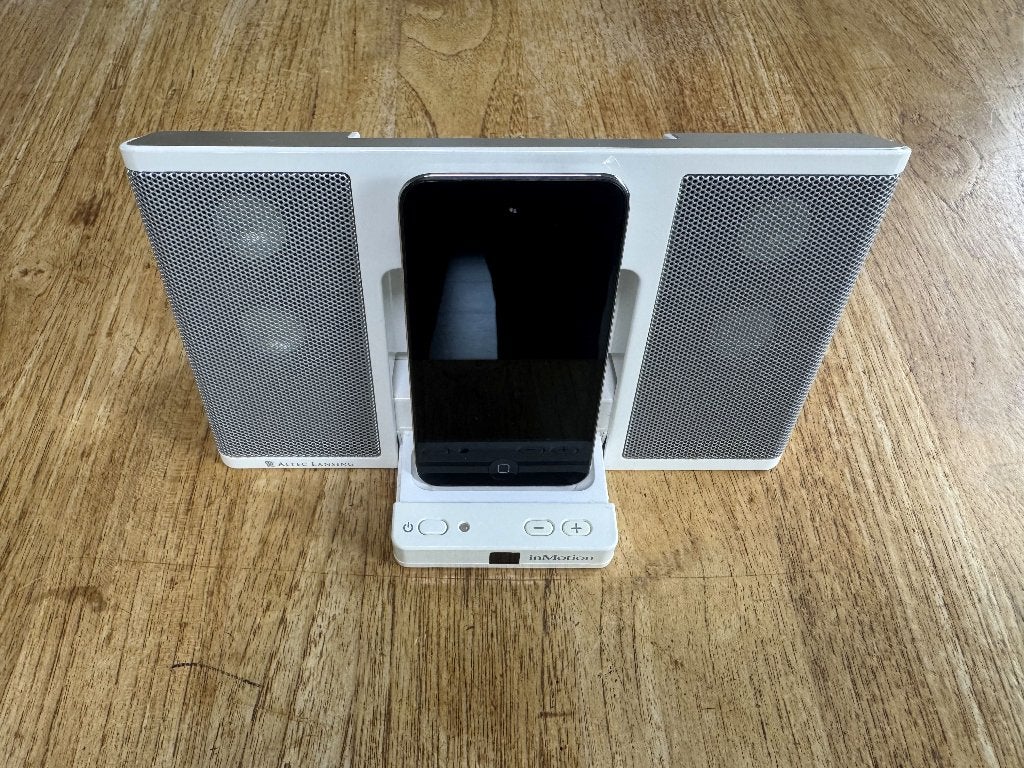 Altec Lansing InMotion iM3 draagbaar audiosysteem voor iPods, Overige merken, Ophalen of Verzenden, Zo goed als nieuw, Draagbare speaker