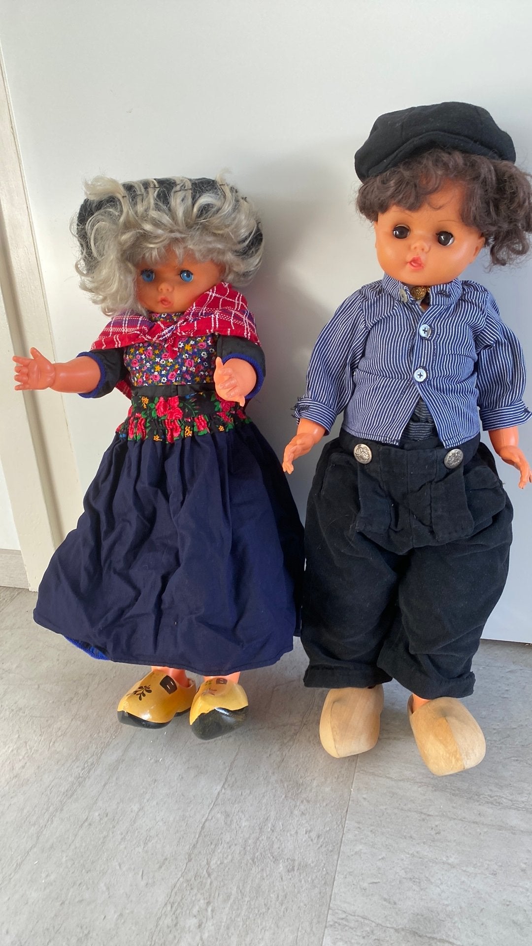 Vintage poppen in staphorster kledij, Ophalen of Verzenden, Gebruikt, Pop