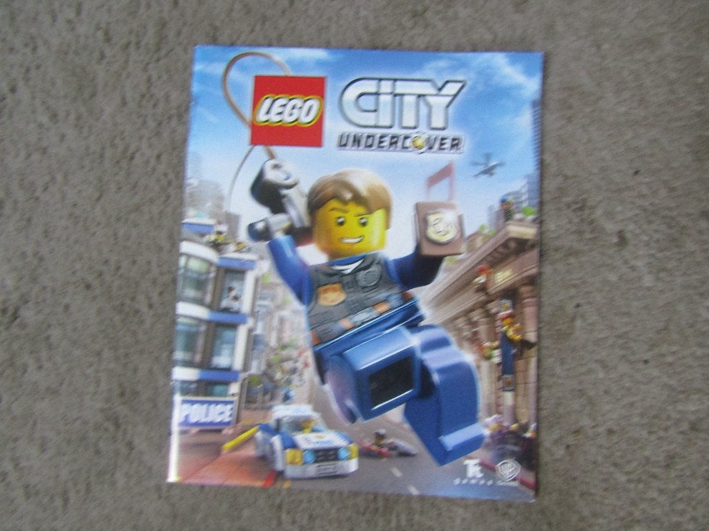 Boekje: Playstation 4 spel Lego city undercover handleiding., Avontuur en Actie, Gebruikt, 2 spelers, Ophalen of Verzenden