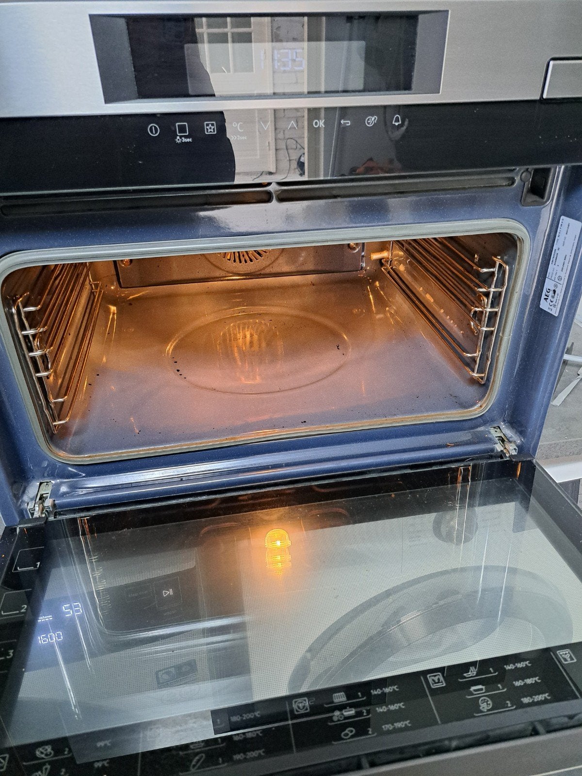 AEG Stoomoven - Goede staat en werkt perfect, Witgoed en Apparatuur, Ophalen, Hete lucht, AEG, Zo goed als nieuw