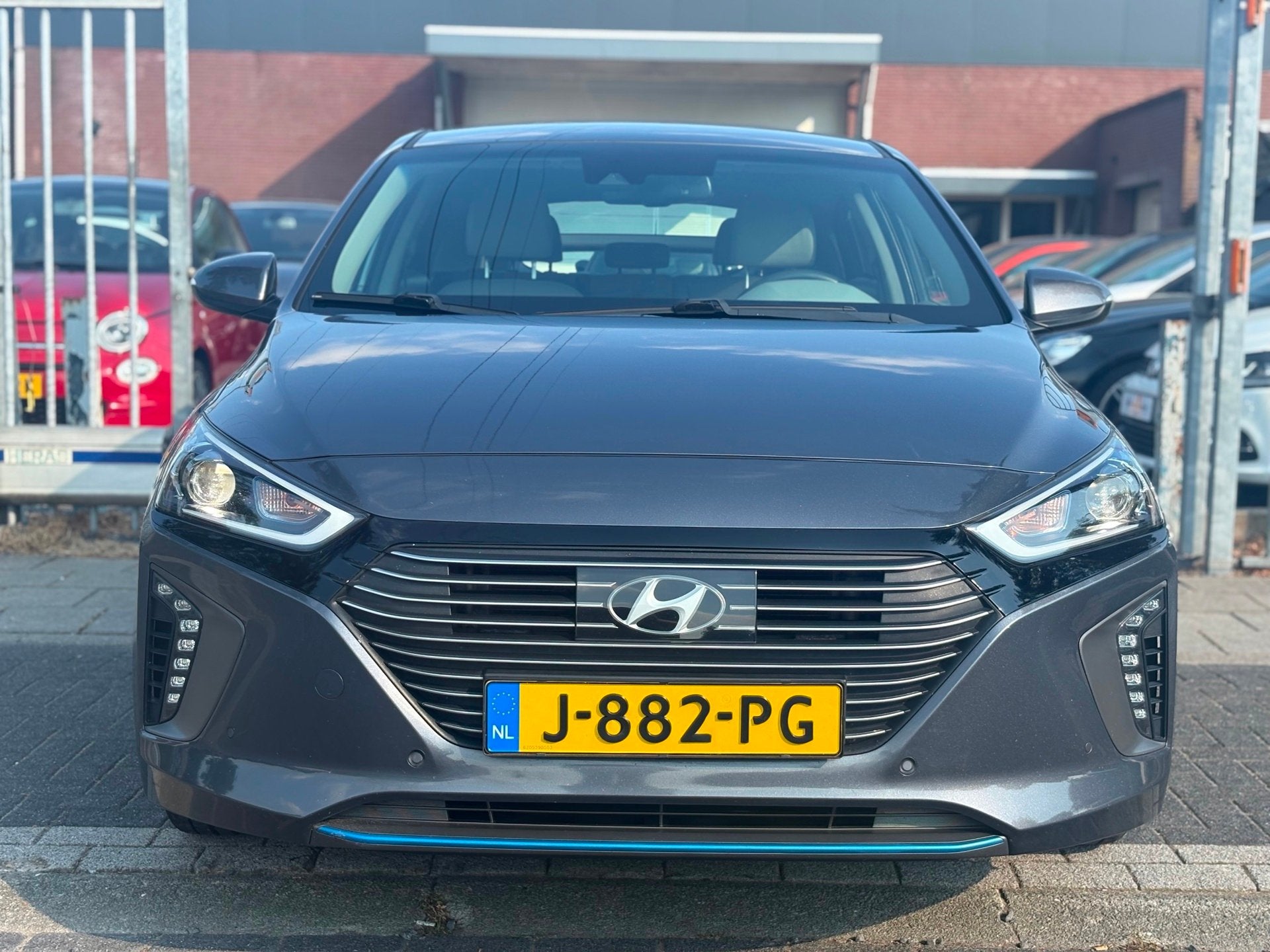 Hyundai IONIQ 1.6 GDi Trend Hybrid | BOMVOL OPTIES | Leder |, 1345 kg, Gebruikt, Leder, Bedrijf