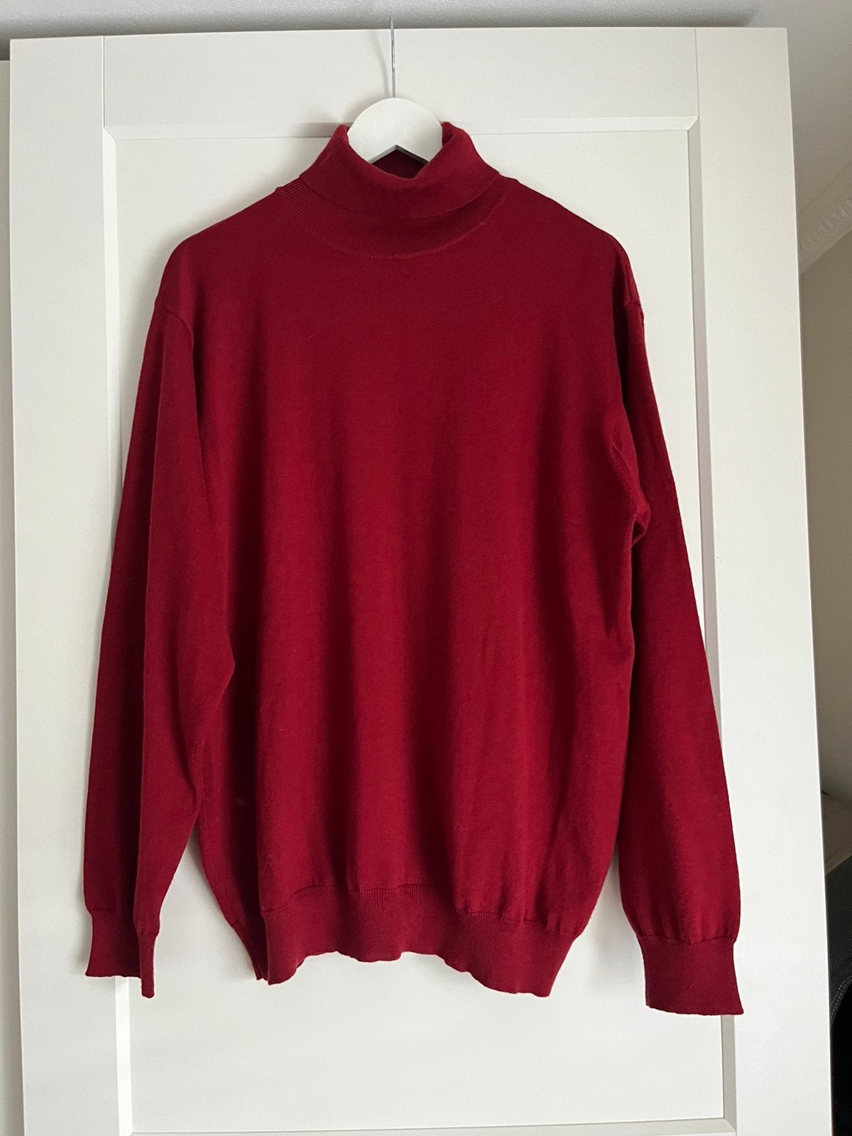 Warm rode coltrui van wol en acryl 56/XXL, Ophalen of Verzenden, Zo goed als nieuw, Maat 56/58 (XL), Rood