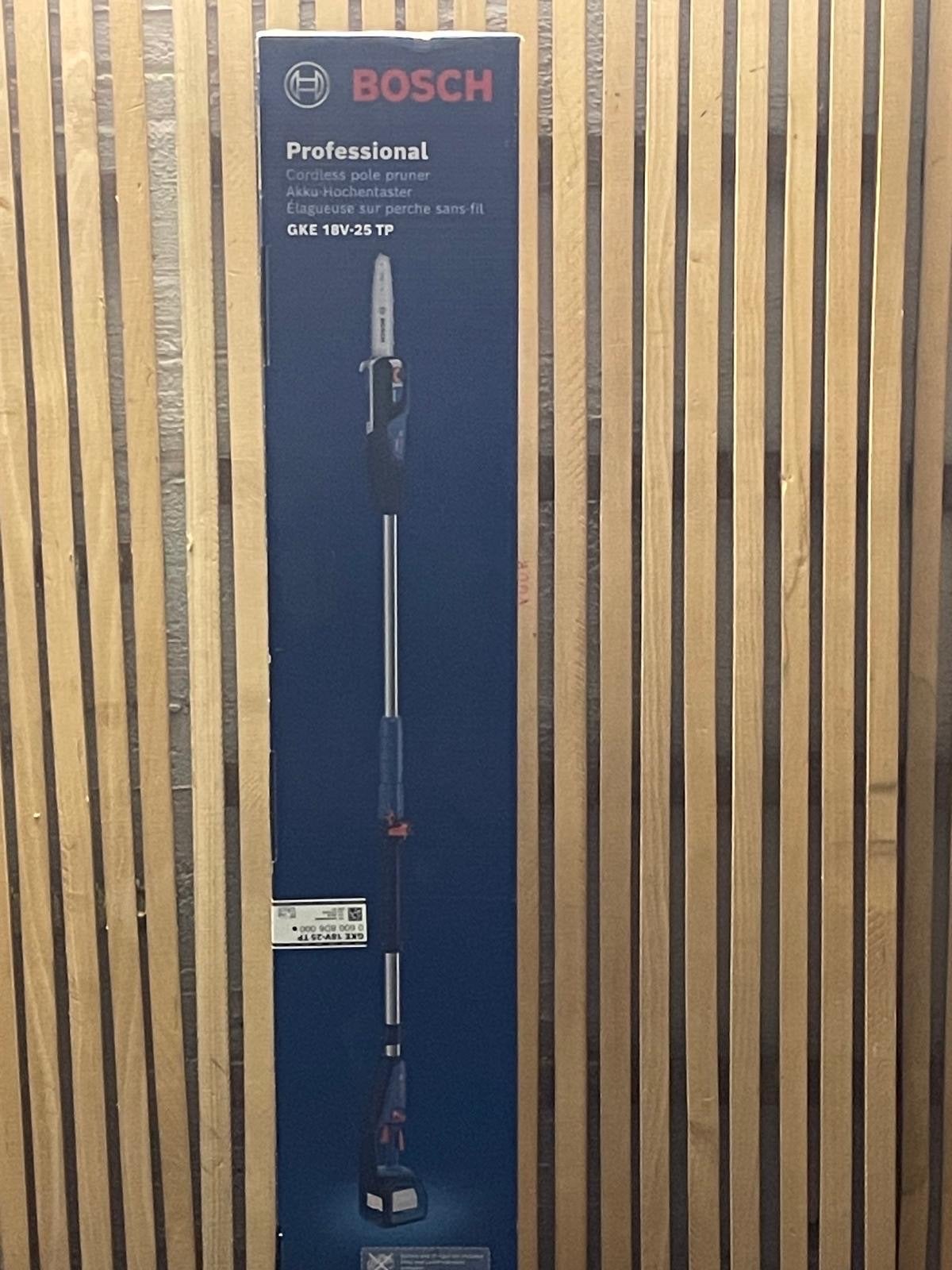 Nieuwe Bosch Professional Accu Hoogtesnoeier GKE 18V-25 TP, Ophalen of Verzenden, Nieuw, 20 t/m 29 mm