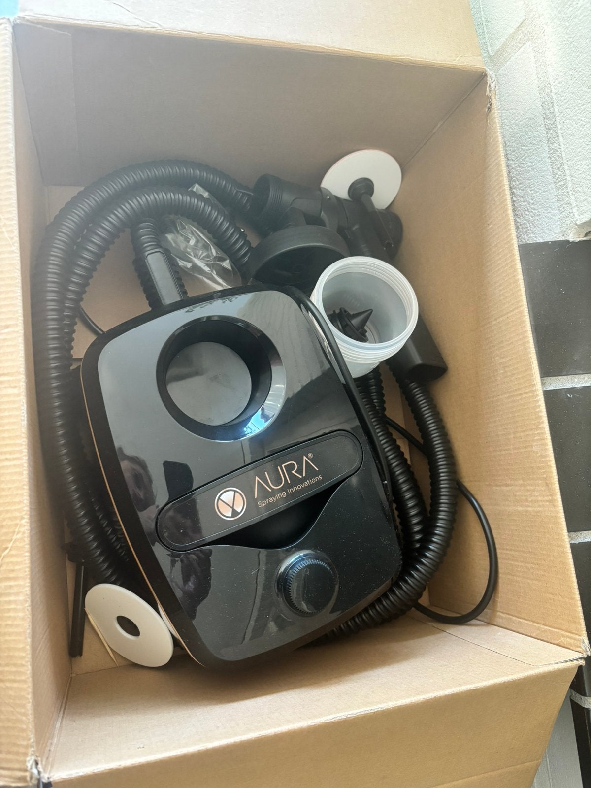 Aura  spraytan machine, Ophalen of Verzenden, Zo goed als nieuw, Overige typen