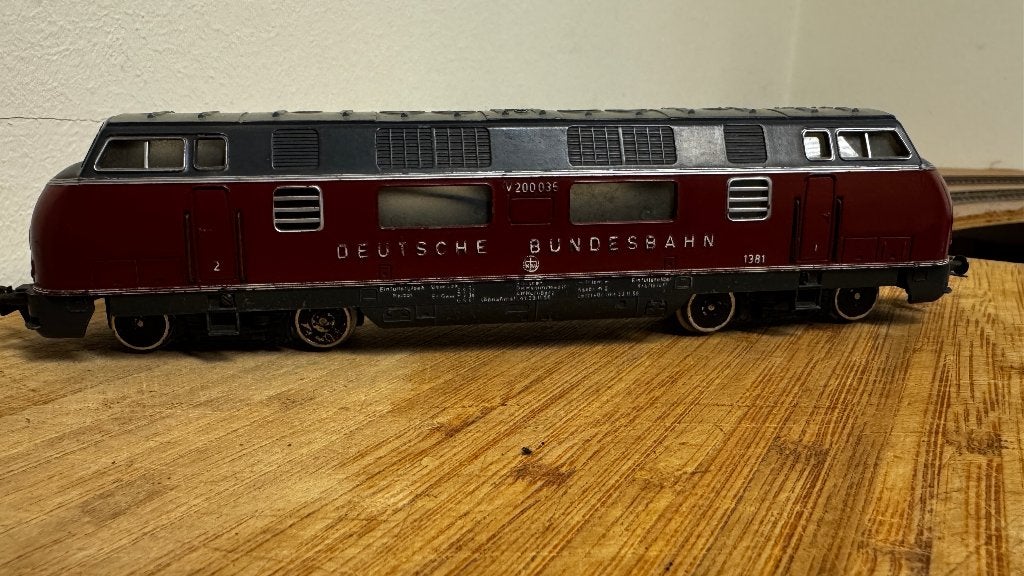 Fleischmann V200 035 DB – metalen diesellok-H0 gelijkstroom, Hobby en Vrije tijd, Gebruikt, Fleischmann, Ophalen of Verzenden