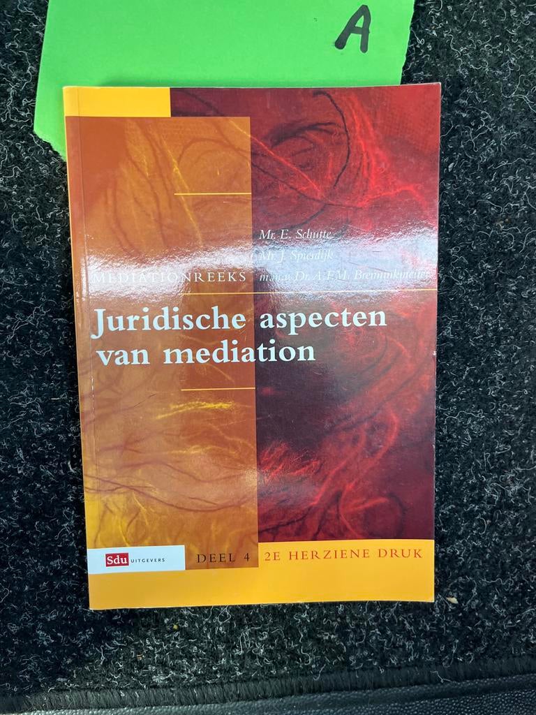 Juridische aspecten van mediation - Mr. E. Schutte, Ophalen of Verzenden, Gamma, Zo goed als nieuw, HBO
