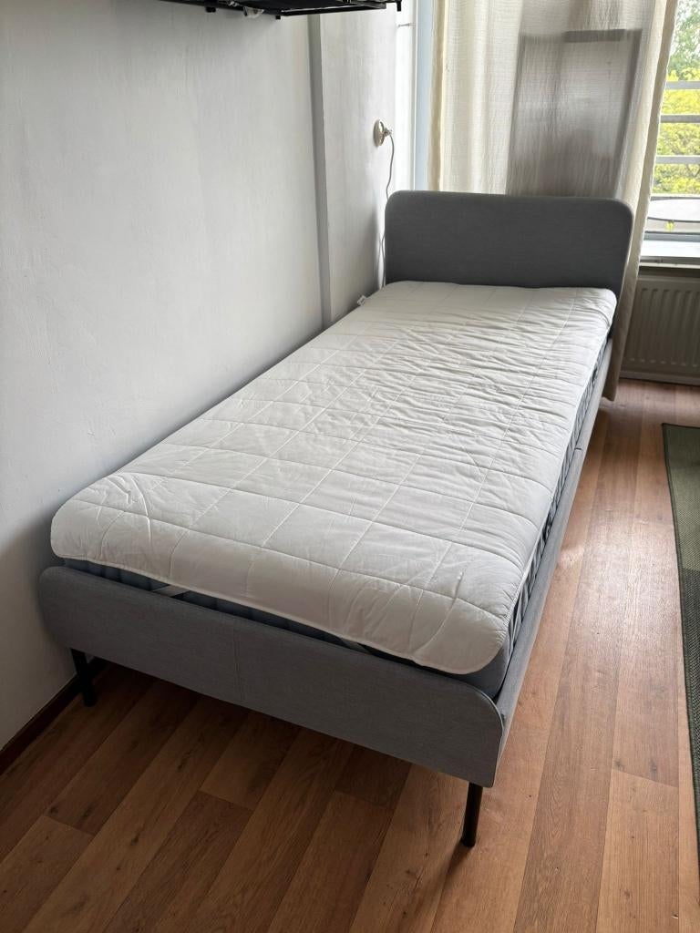 IKEA Slattum bed frame 90x200 + mattress, Overige materialen, 90 cm, Eenpersoons, Ophalen of Verzenden