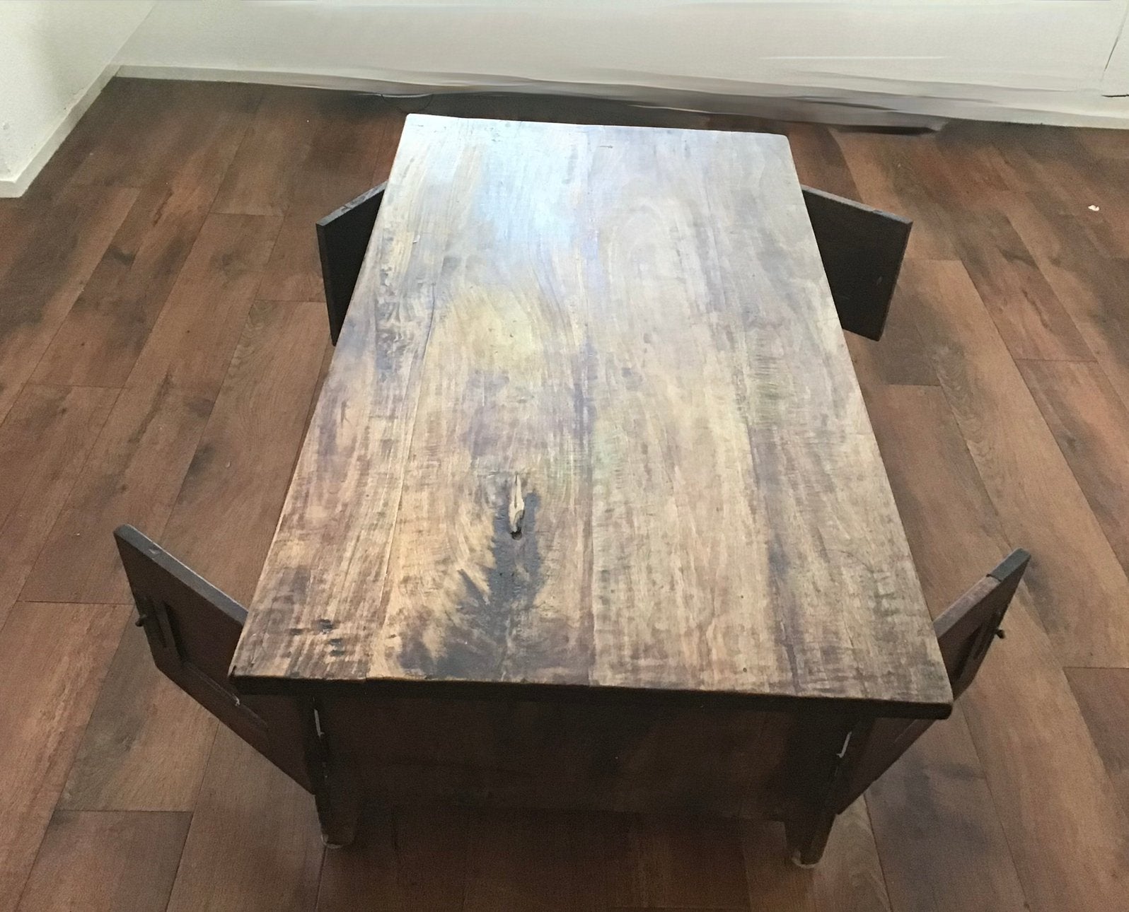 Salontafel met veel op berg ruimte, Huis en Inrichting, Tafels | Salontafels, Ophalen, Gebruikt, 100 tot 150 cm, Teakhout