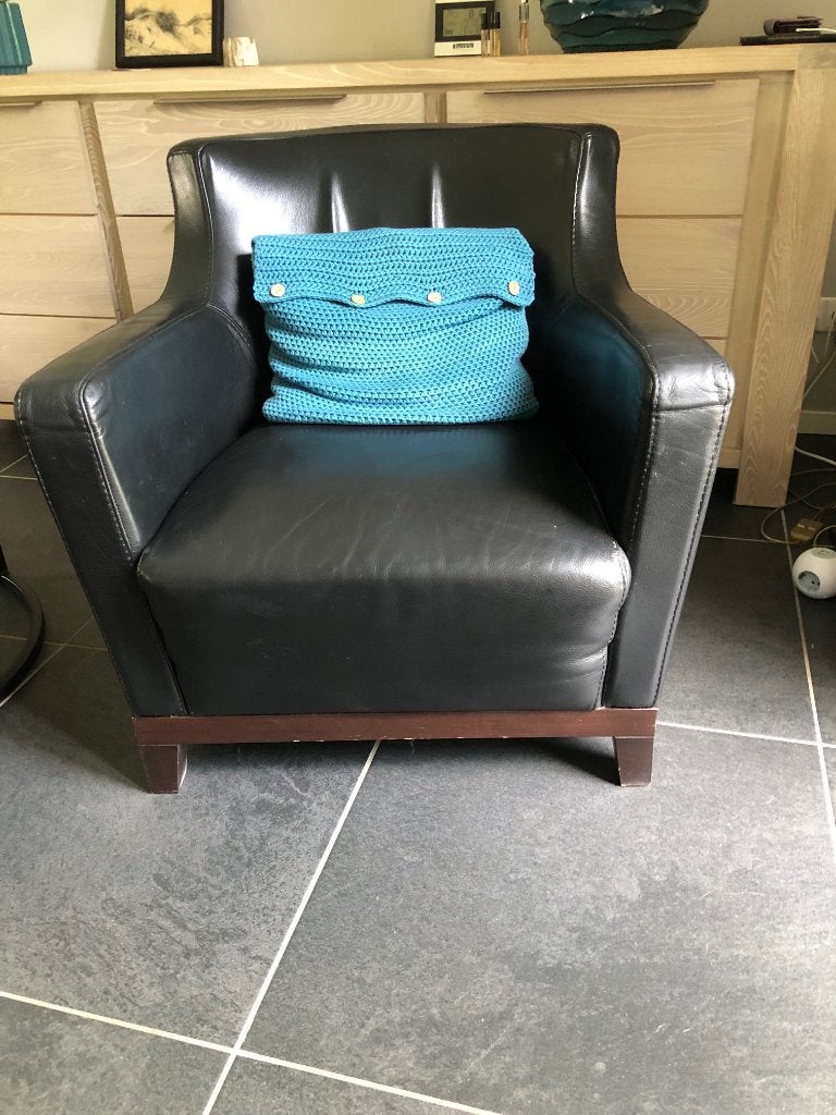 Te koop: 2 leren fauteuils, Huis en Inrichting, Fauteuils, Ophalen, Gebruikt, 50 tot 75 cm, Leer