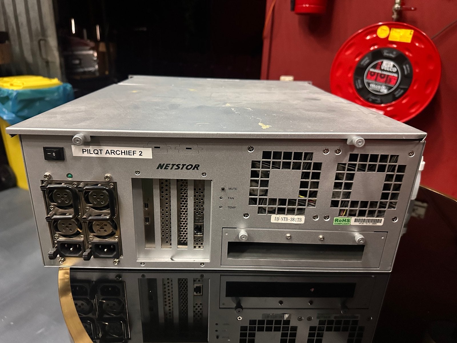 Netstor 24 Bays - TB2 raid storage, Computers en Software, Ophalen, Intern, Gebruikt, Server