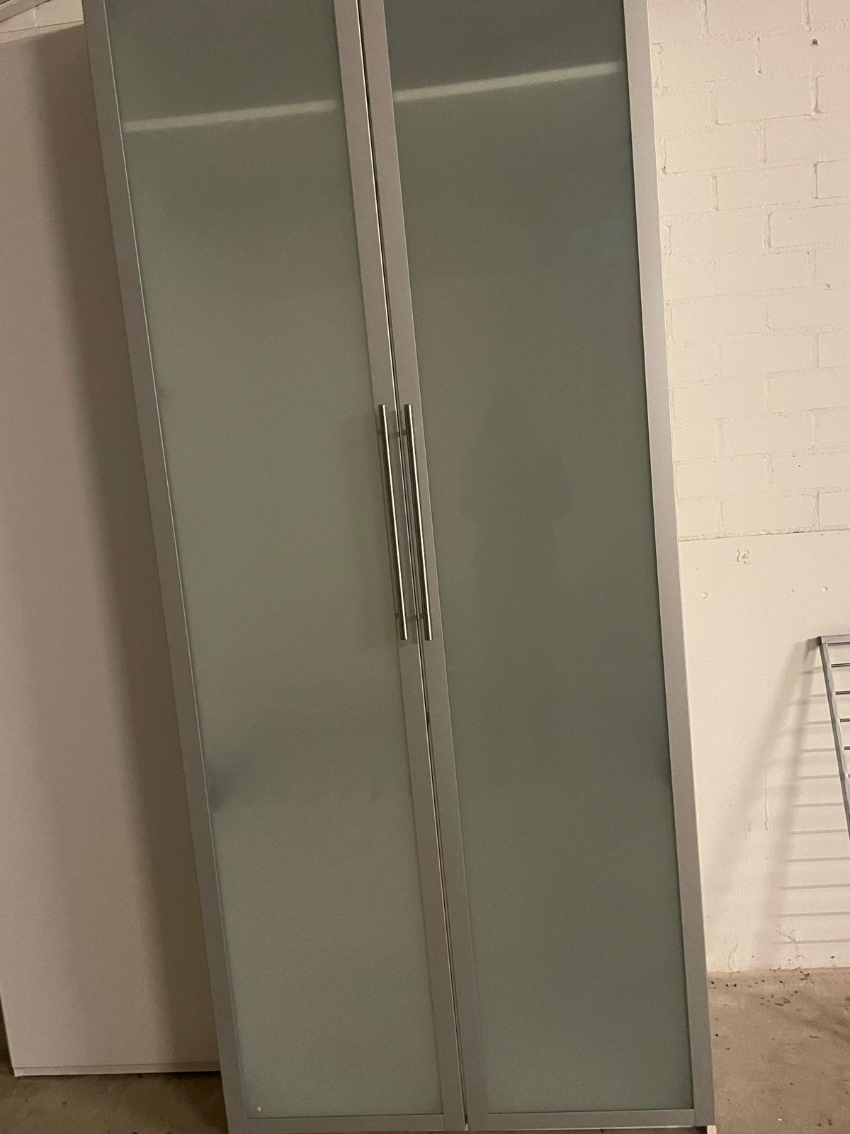 Kledingkast met glazen deuren en hangruimte, Huis en Inrichting, Gebruikt, 200 cm of meer, Glas, 50 tot 100 cm