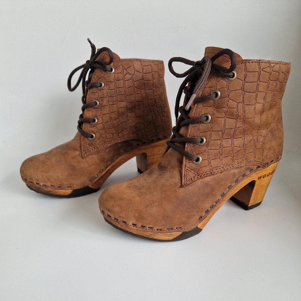 Woody enkellaarsjes | Maat 36 | Bruin/kroko reliëf |, Kleding | Dames, Bruin, Nijmegen, Ophalen of Verzenden, Zo goed als nieuw