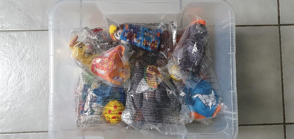 Nieuw in de verpakking 22 Mc Donalds Happy Meal speeltjes, Ophalen of Verzenden, Nieuw