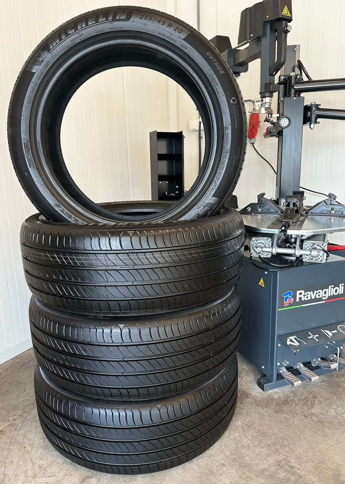 255 45 20 Michelin Zomerbanden 255/45 R20 Inclusief Montage
