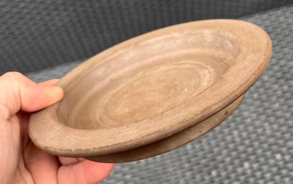 Bonsai onderzetter rond bruin ongeglazuurd 17,3x2,6, Rond, Ophalen of Verzenden, Zo goed als nieuw, Aardewerk