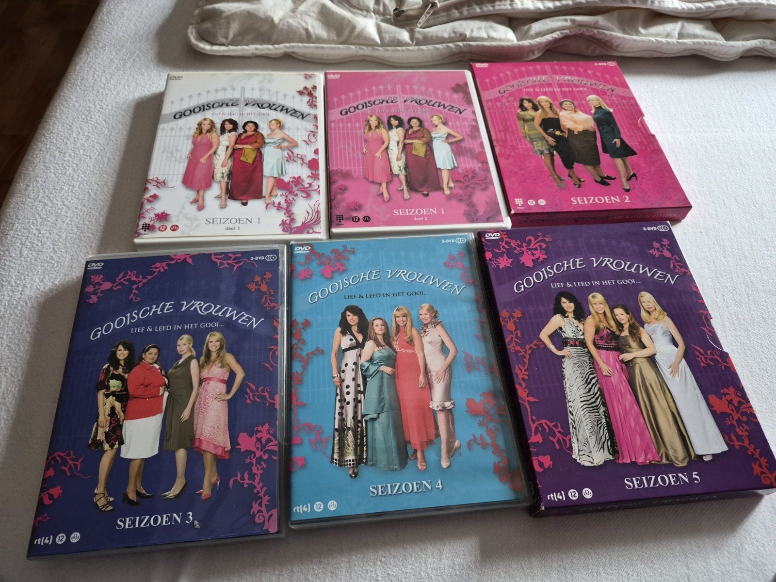 Gooische Vrouwen DVD Boxen - Seizoenen 1 t/m 5, Gebruikt, Nederlands, Inclusief doosje, Seizoen 3