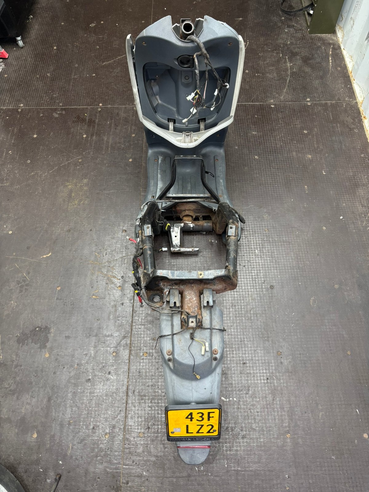 Piaggio liberty frame gratis, Fietsen en Brommers, Ophalen, Gebruikt, Benzine, Piaggio