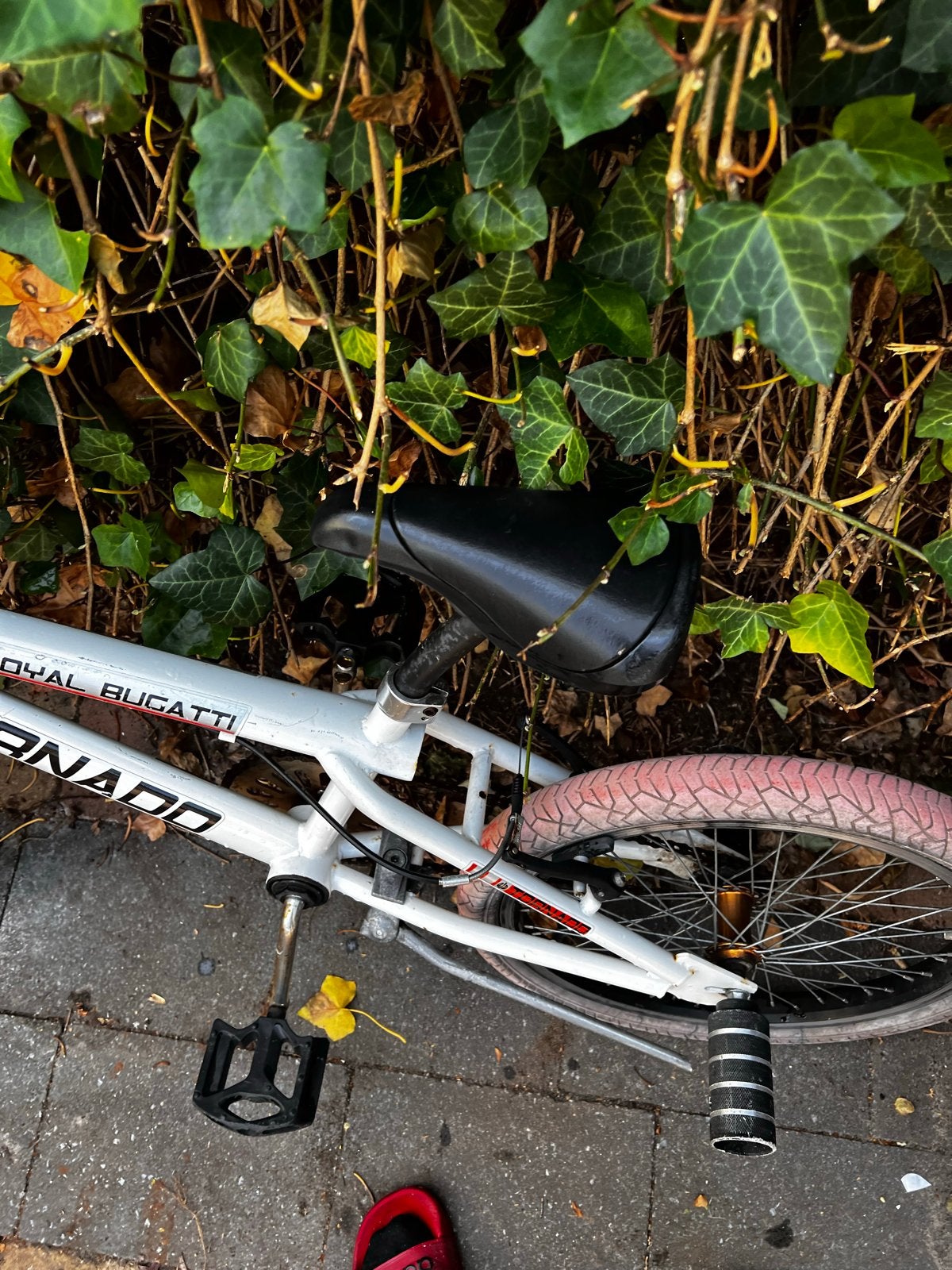 Royal Bugatti Tornado BMX - Zo goed als nieuw, Fietsen en Brommers, Fietsen | Crossfietsen en BMX, Ophalen of Verzenden, Zo goed als nieuw