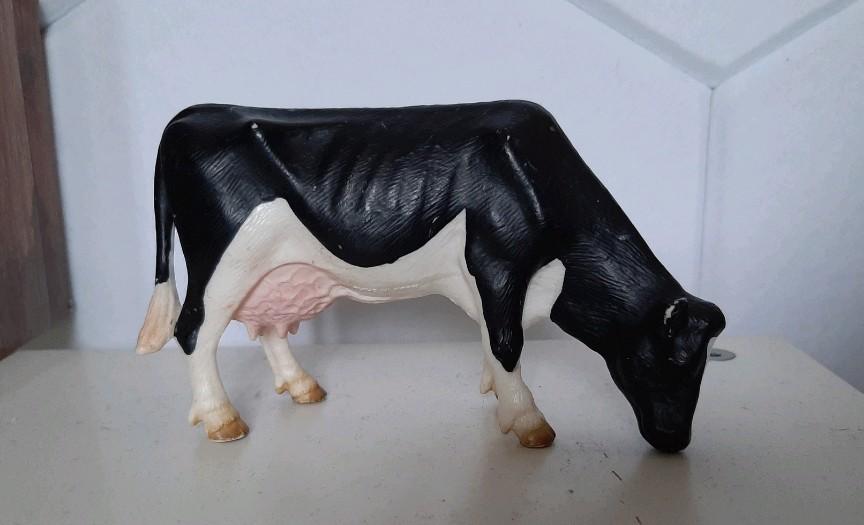 Schleich grazende holstein koe, Ophalen of Verzenden, Nieuw, Boerderijdier, Beeldje of Figuurtje